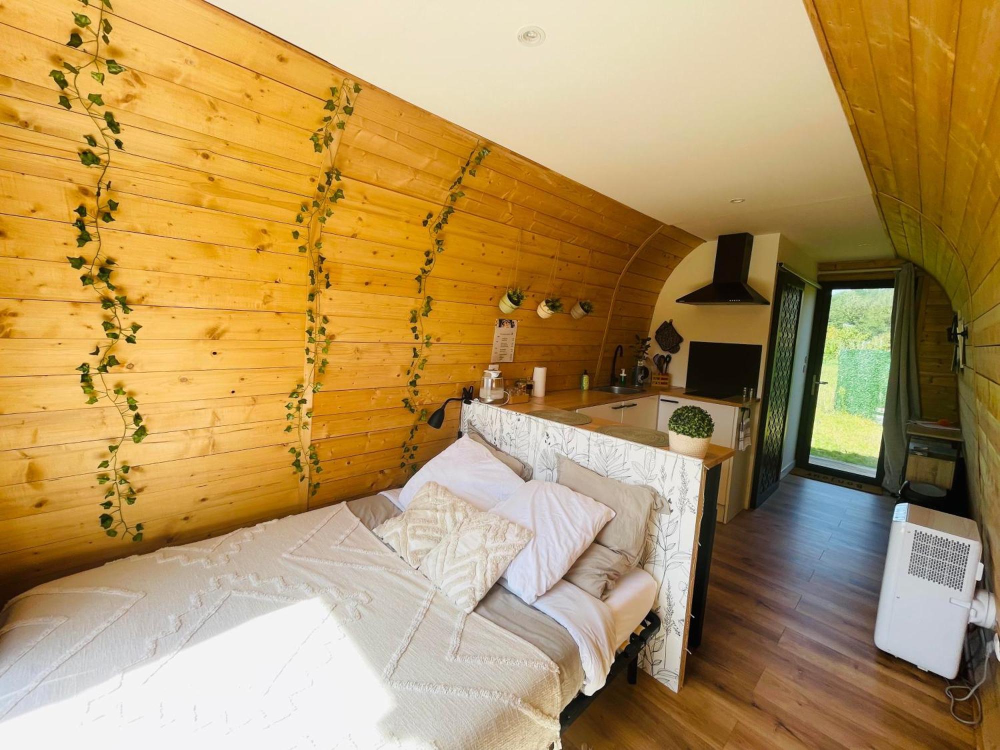 Logement Insolite : La Ruche Verte Monts-sur-Guesnes Kültér fotó