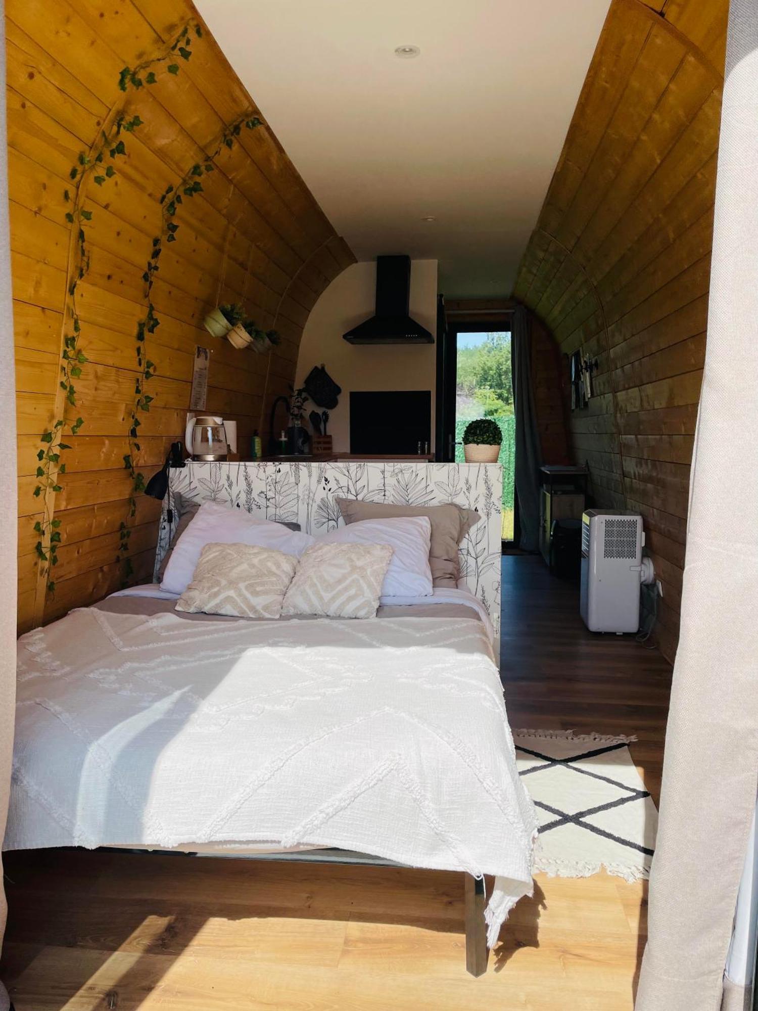 Logement Insolite : La Ruche Verte Monts-sur-Guesnes Kültér fotó
